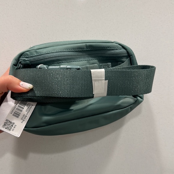 lululemon athletica Bags Lululemon Everywhere Belt Bag New Version